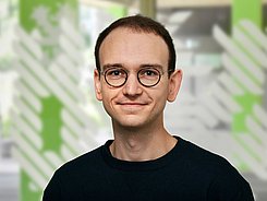   Anthony Hastir